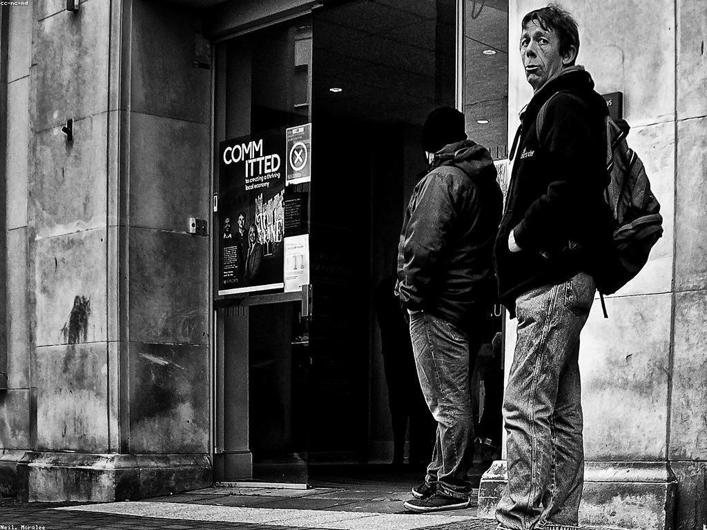 របៀបដកប្រាក់ពីគណនីធនាគារ