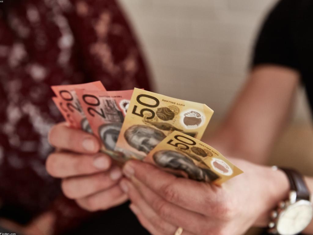 ការដកប្រាក់: ម៉ូដនៃការដកប្រាក់អ៊ីនធឺណិតប្រកាន់ខ្ជាប់